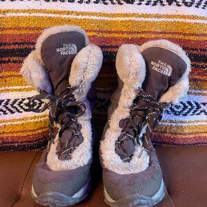 The North Face snow boots - size 6